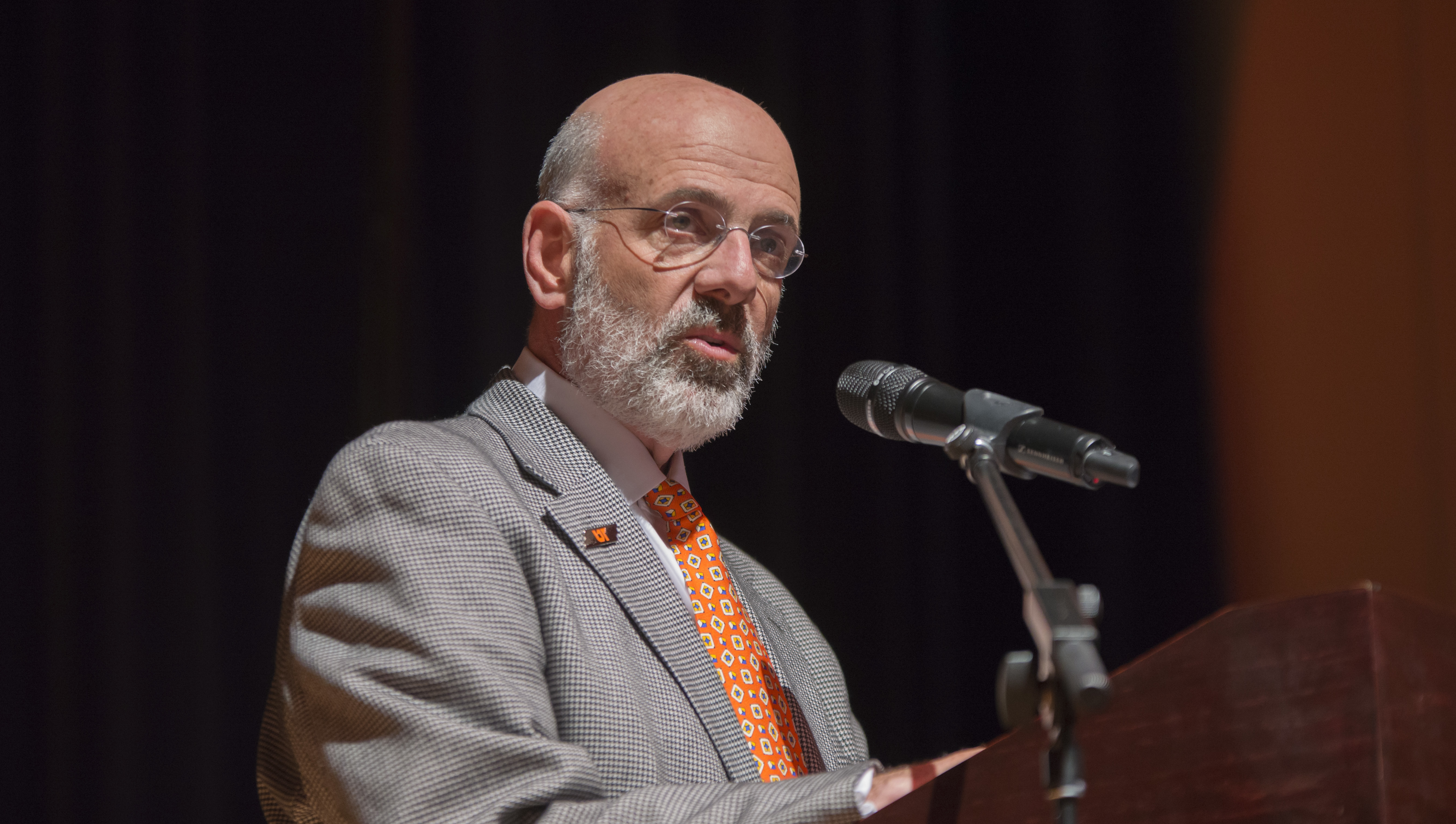 UT President Joe DiPietro Presents to Lawmakers